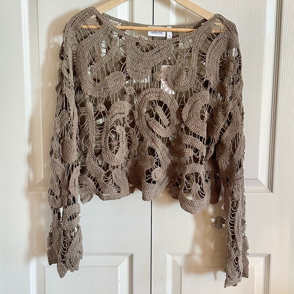 Willow + Root Mushroom Crochet Bell Sleeve Crop Top | Boho Y2K Street Style | M - Picture 2 of 6